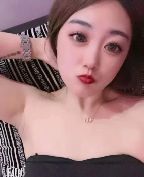 新来的小妹妹