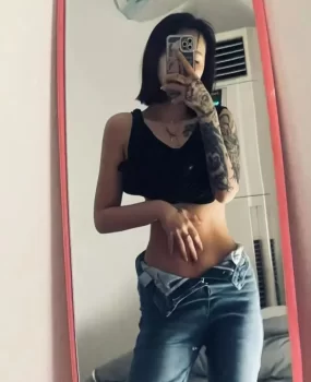 车陂高颜值纹身妹