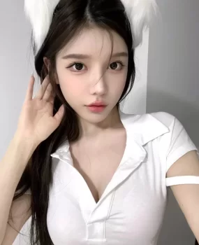 爆汁水多极品身材的小妹妹