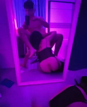 天津市区邻家小妹