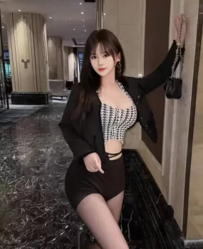 天河苗条大长腿小乔