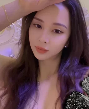 妩媚多姿颜值高