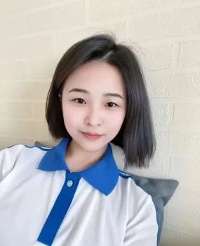 漂亮气质魔鬼身材小泷女