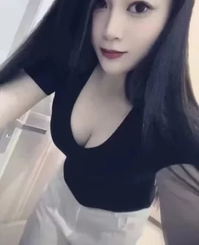 乌鲁木齐，服务比较多，长的和照片有点不一样