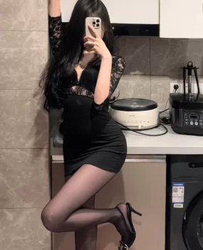 重庆骚货少妇饥渴耐操易出水