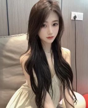 上海市~极品04年清纯白虎小妹妹