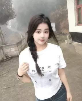 广州气质女孩性感女神化身