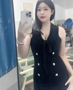 厦门大奶双飞三通姐妹花