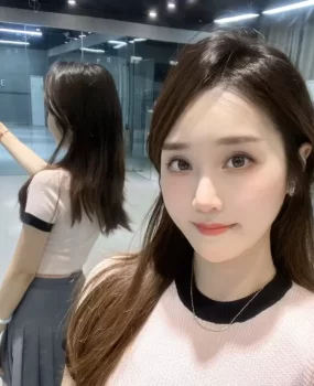 真实学瑜伽的妹妹自聊自做