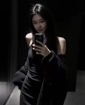 朝阳性感白开水