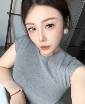 大奶胸妹会喷水