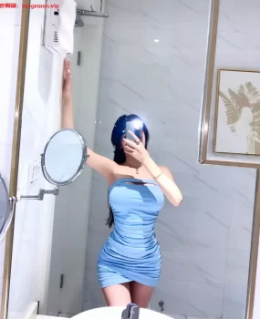 玩圣水和潮喷的兼职老师