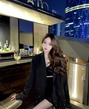 刚下广东来找工作的气质黑丝妹妹个人纯兼