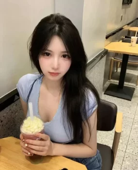 天津河西大奶妹妹纠纠