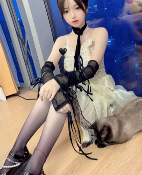 在游戏厅邂逅00后爱跳舞团团小可爱水嫩嫩