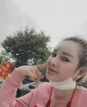 天河漂亮性感妞妞