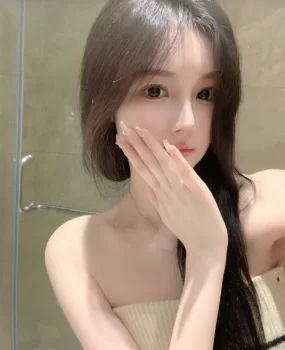 年轻水嫩艹起来的感觉就是不一样