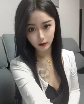 天津漂亮纹身小姐姐