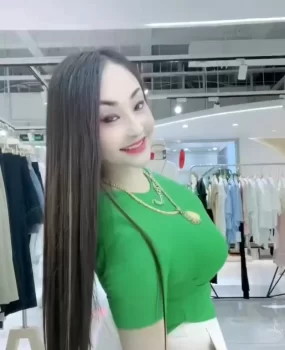 服务态度好，不机车，胸巨大