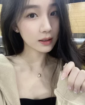 舞蹈系纯御小美女