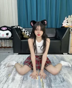 欲女小希希兼职