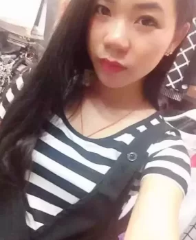 天河美女性感莉莉