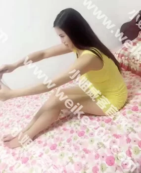 分享4月刚刚到下海的爆乳颜值妹纸