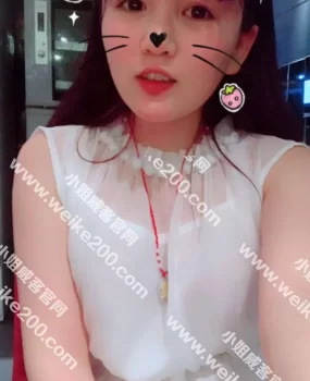 超嫩的丰满的純兼职妹妹