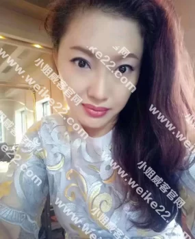 大胸骚浪美女床上的尤物耐操