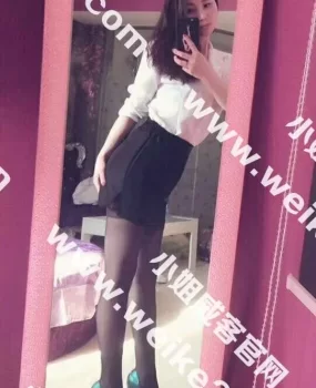 市区老楼凤雪儿熟女体验