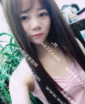 下罗财大的妹子就是嫩