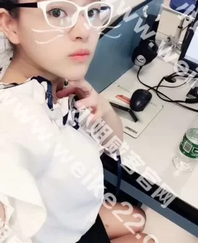 白伊广州海珠区年轻学生妹