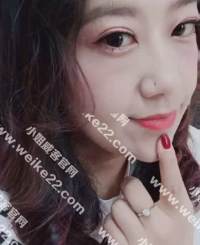 爆大港一个超机车还催活儿的黑凤