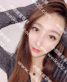 大学城熙街刚下海的嫩妹子