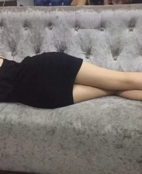 有00后学生，170，美腿可舔，白，6号