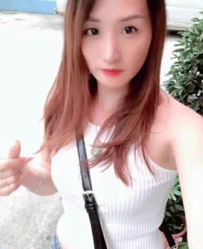 广州天河客运站少妇