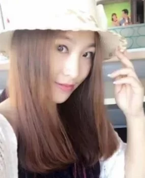 京溪清纯多汁韩国留学生