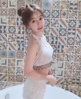 清纯娇小耐操大学生