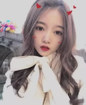 最近体验了一个粉嫩的小姑娘