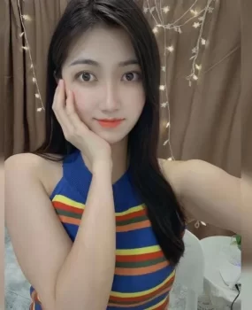 第一次草那么得劲类似女神校花的妹子,太满足了