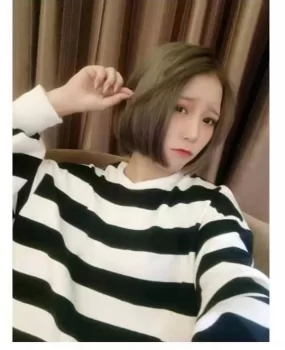 白云区梅花园三点粉小可爱00后