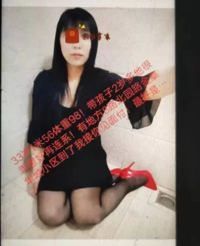 单亲妈妈带着孩子,不过活不错