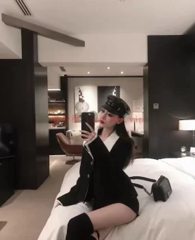 20岁的小姑娘刚入行 嫩嫩嫩