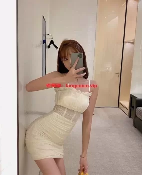 双飞学生妹，姐妹花随便选