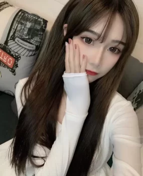 验证了一个小萝莉