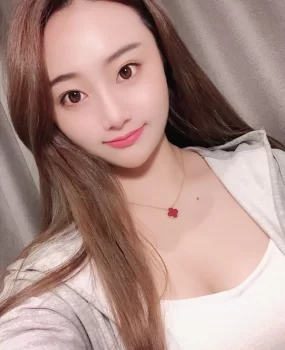 大奶子颜值高屁股大胸大