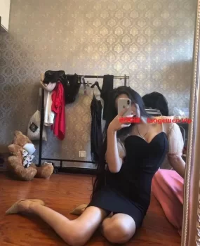 身材样貌上品的妹妹,值得一品。