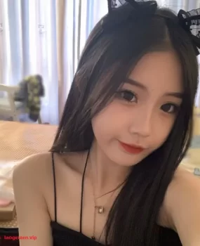 天津操了一个丝袜旗袍大学兼职姐妹美女炮架子干到抽搐另外一个旗袍妹妹操到喷水爽到天