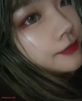 天津刚下海的妹子逼紧水多