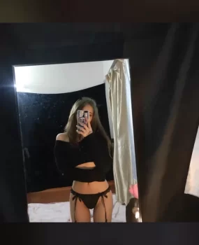 天津西青极品小嫩妹逼粉水多叫声甜